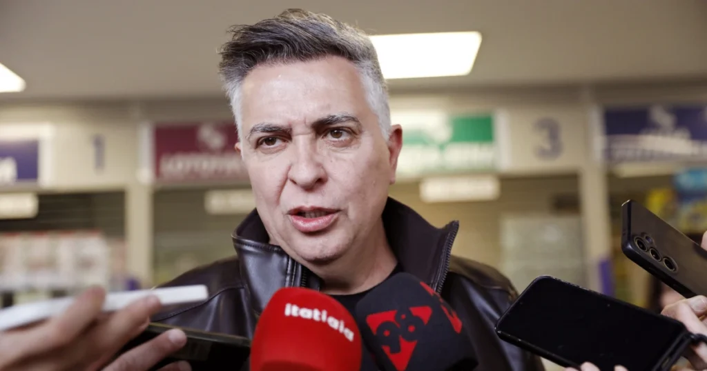 Prefeito de Belo Horizonte Lamenta a Perda da Sambista Adriana Araújo