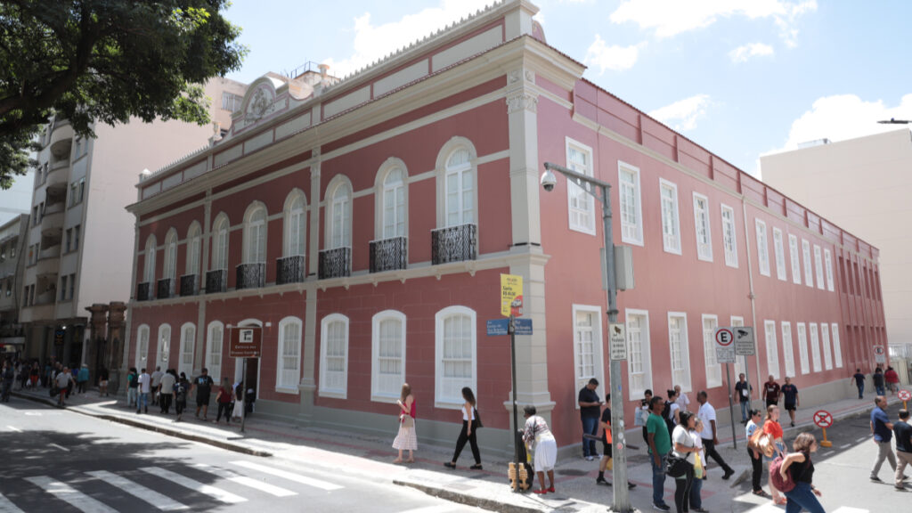 Retorno às Aulas: Mais de 36 Mil Alunos da Zona da Mata Retomam Atividades Após Temporais