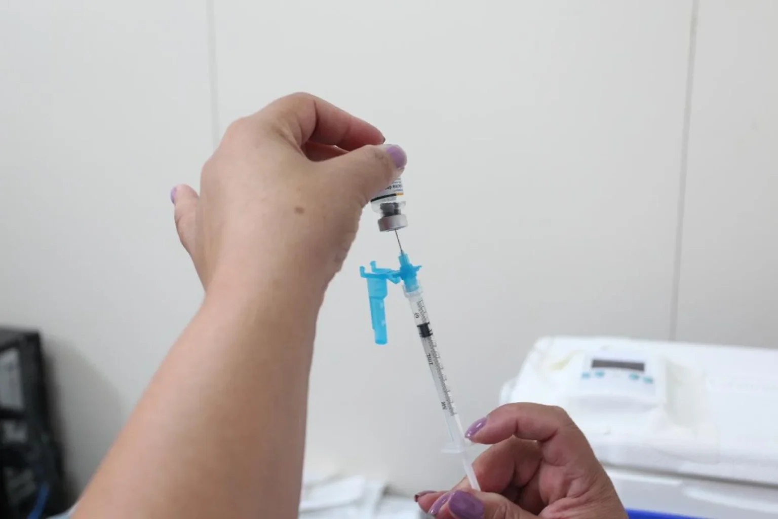 Vacinação Contra Dengue em MG: Profissionais de Saúde Agora Podem Receber Imunização