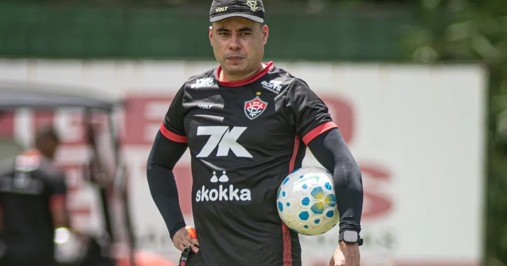 Vitória Foca no Brasileiro e Pode Poupar Jogadores na Copa do Nordeste