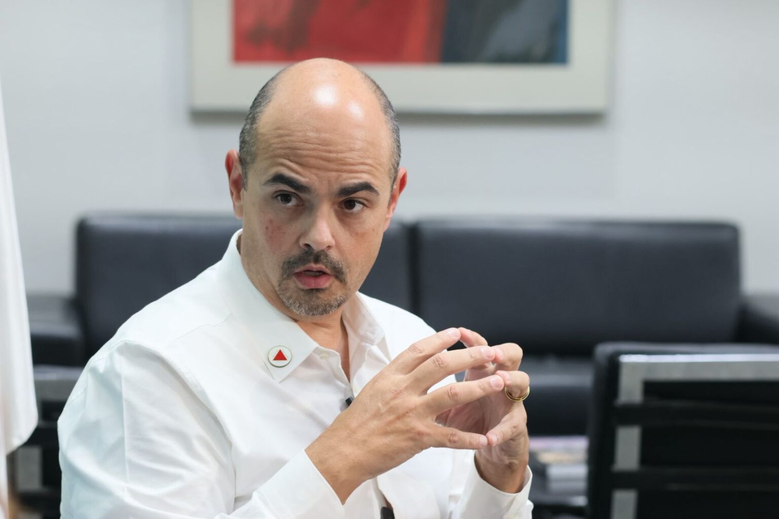 10 Opiniões de Simões sobre o Governo de MG: Duras Críticas e Desafios Ahead 10 Opiniões de Simões sobre o Governo de MG: Duras Críticas e Desafios Ahead