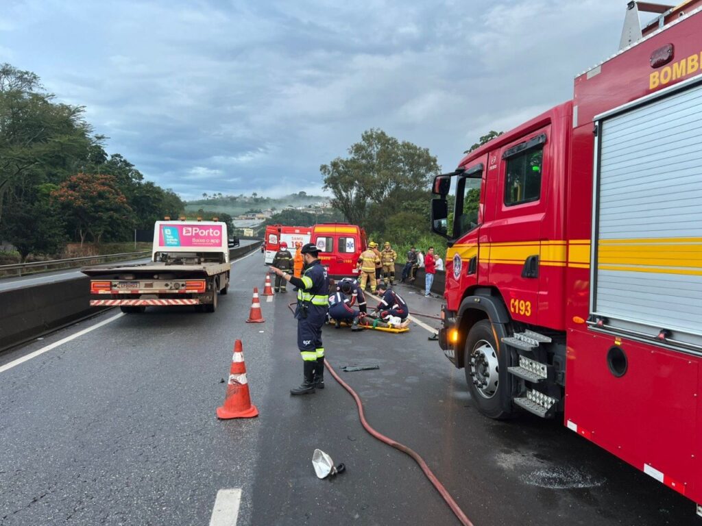 Acidente Fatal na BR-040: Um Morto e Dois Feridos em Barbacena