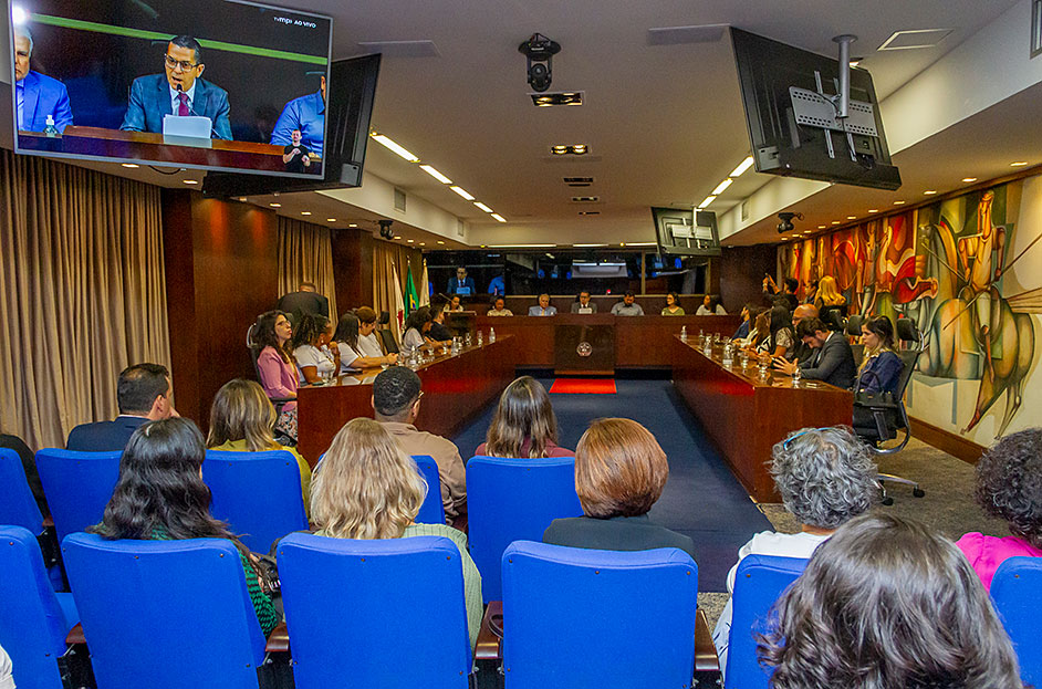 Acordo entre MPMG, Vale e Prefeitura de Brumadinho: Um Passo Rumo à Empregabilidade e Fortalecimento Econômico Acordo entre MPMG, Vale e Prefeitura de Brumadinho: Um Passo Rumo à Empregabilidade e Fortalecimento