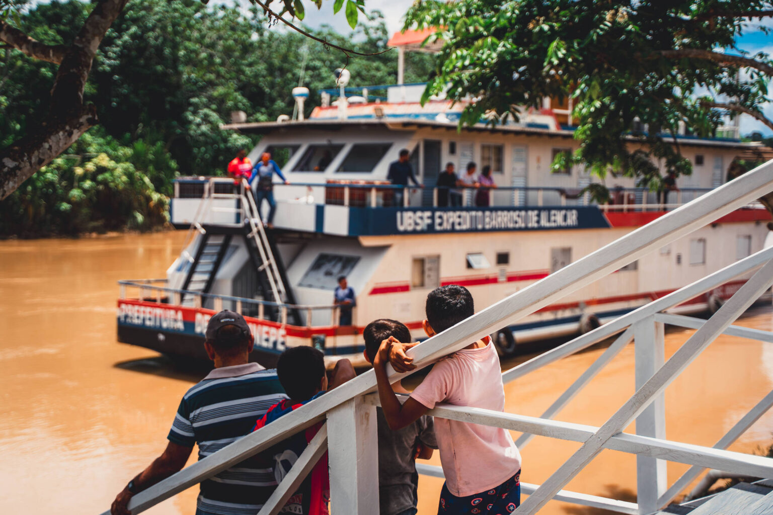 Adaptação das Políticas de Saúde nas Regiões Ribeirinhas do Amazonas é Urgente