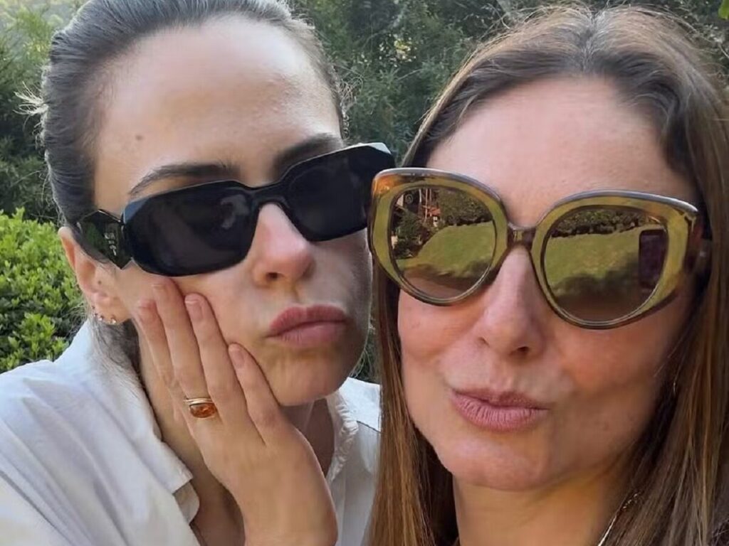 Ana Paula Renault: Amiga de Infância a Chama de Milionária e Resposta Surpreendente