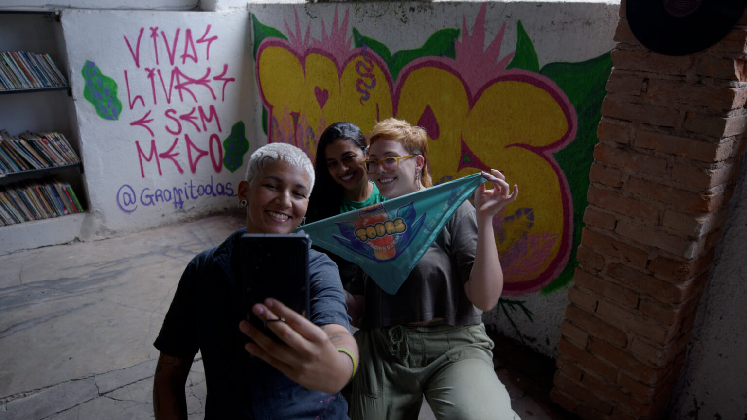 Arte Urbana em Foco: A Magia do Graffiti na Série da TV UFMG