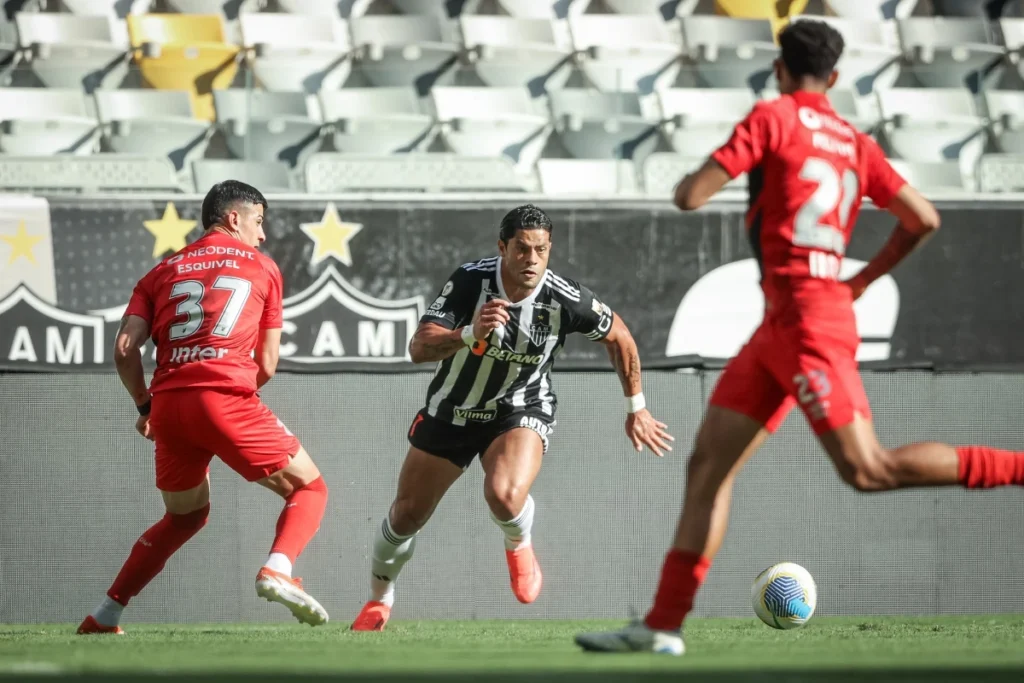 Atlético-MG x Athletico-PR: Como e Onde Assistir ao Confronto no Brasileirão Atlético-MG x Athletico-PR: Como e Onde Assistir ao Confronto no Brasileirão