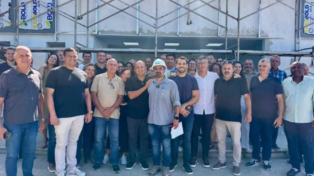 Avanços na Construção do Hospital Municipal: Prefeito Fábio do Pastel Faz Visita Guiada