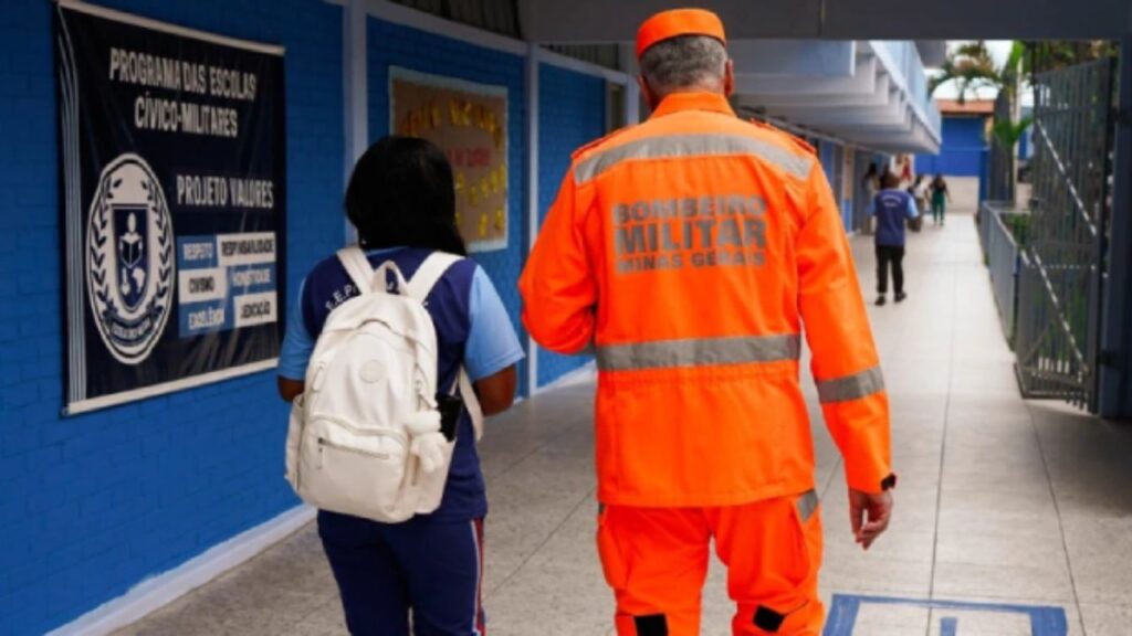 Crescimento das Escolas Cívico-Militares em Minas Gerais: Projeto Avança na ALMG Crescimento das Escolas Cívico-Militares em Minas Gerais: Projeto Avança na ALMG