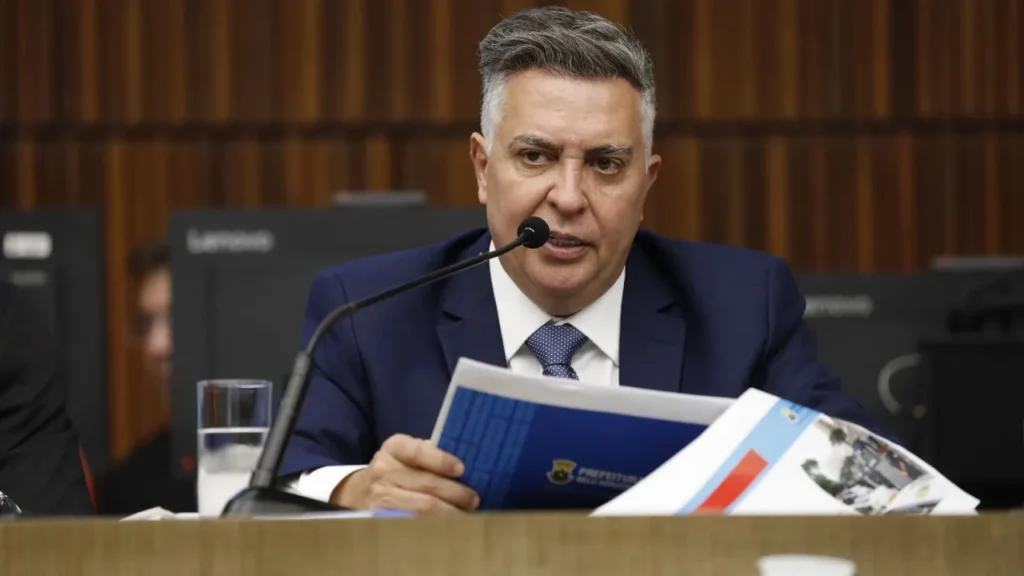 Damião Revela Que BH Opera com ‘Caixa Apertado’ e Pede Mais Recursos do Governo Damião Revela Que BH Opera com 'Caixa Apertado' e Pede Mais Recursos do Governo