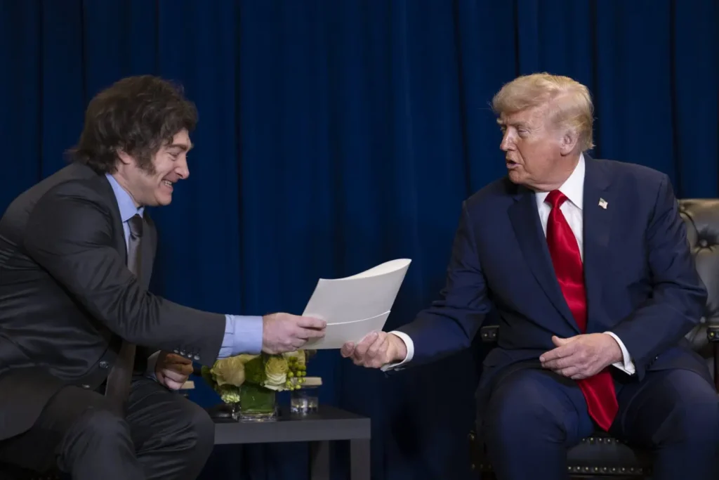 Diplomata Irani Deixa Argentina Após Expulsão Determinada por Milei Diplomata Irani Deixa Argentina Após Expulsão Determinada por Milei