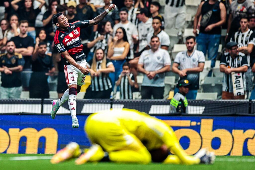 Flamengo Brilha em Belo Horizonte com Goleada sobre o Atlético-MG