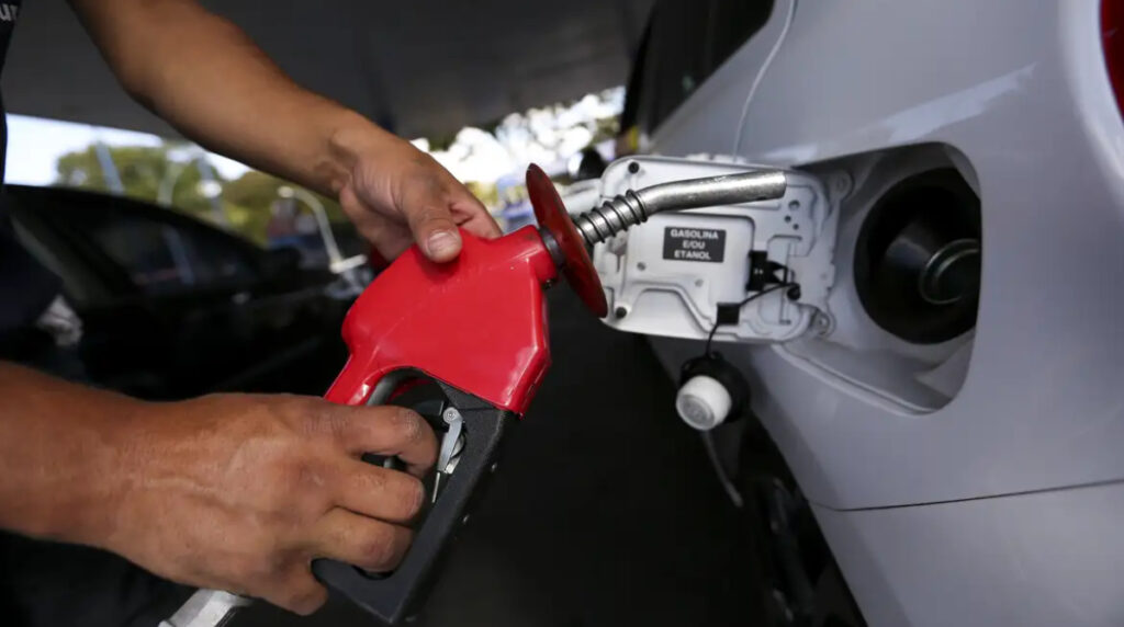 Gasolina em Belo Horizonte: Preço Alcança R$ 7,06 e Aumenta Competitividade do Etanol