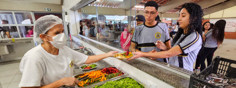 Governo de Minas Antecipou Pagamento da Merenda Escolar: 80% dos Recursos Garantidos para 2026 Governo de Minas Antecipou Pagamento da Merenda Escolar: 80% dos Recursos Garantidos para 2026