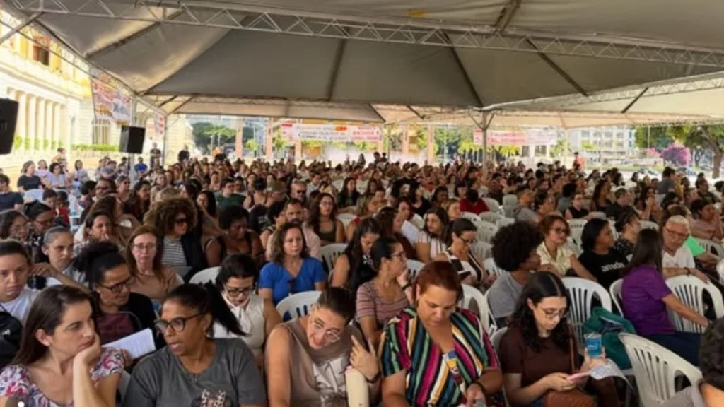Greve dos Professores da Rede Municipal de Belo Horizonte Começa em 27 de Abril