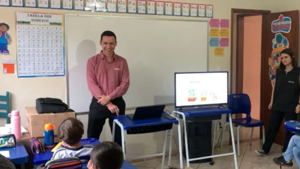 Instituições de Ensino Selecionadas para o Projeto 'Procon na Escola' em Juiz de Fora