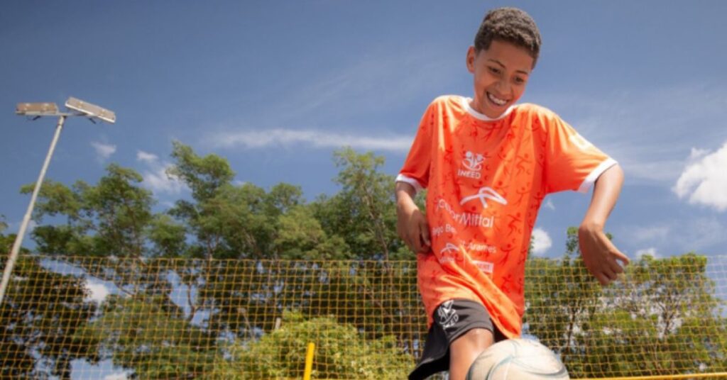 Investimento de R$ 40,7 milhões da ArcelorMittal beneficia quase 500 mil brasileiros