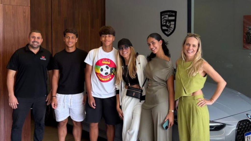 Iran Ângelo Adquire Mansão Luxuosa na Grande BH Avaliada em R$ 4 Milhões