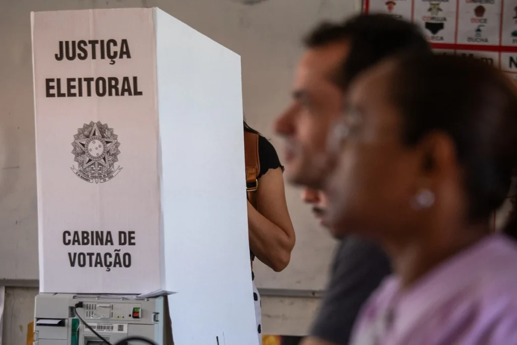 Minas Gerais: Quase 1 Milhão de Eleitores com Título Cancelado e Prazo se Encerrando