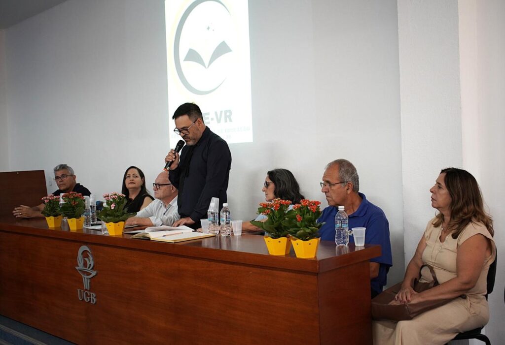 Novos Membros do Conselho Municipal de Educação de Volta Redonda São Empossados