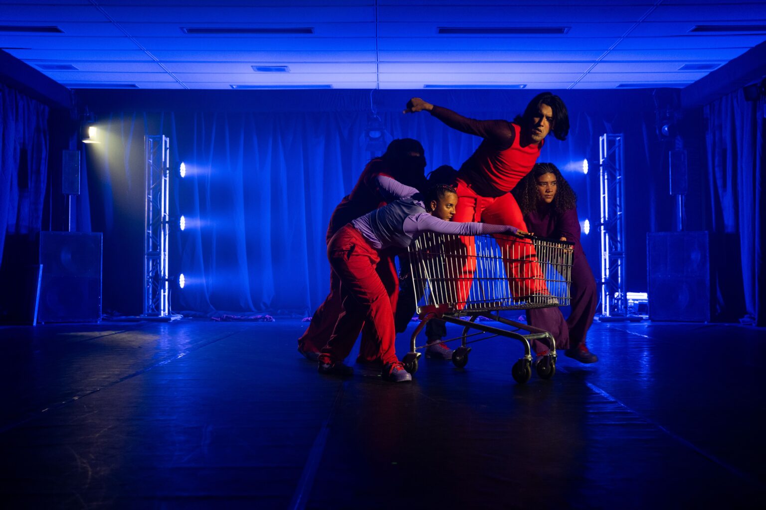 O ||entre|| retorna com novidades no Itaú Cultural