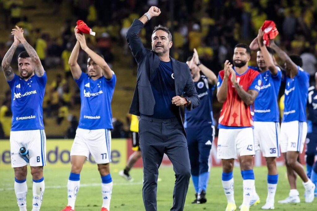 Onde Assistir Cruzeiro x Grêmio: Horários, Escalações e Expectativas para o Confronto