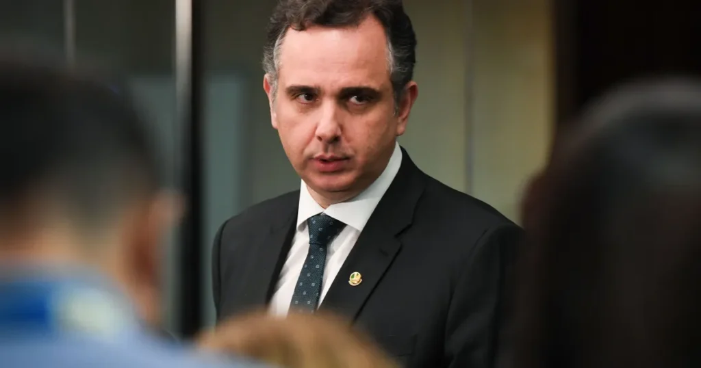 Pacheco Condiciona Candidatura a Construção Partidária em Minas Gerais