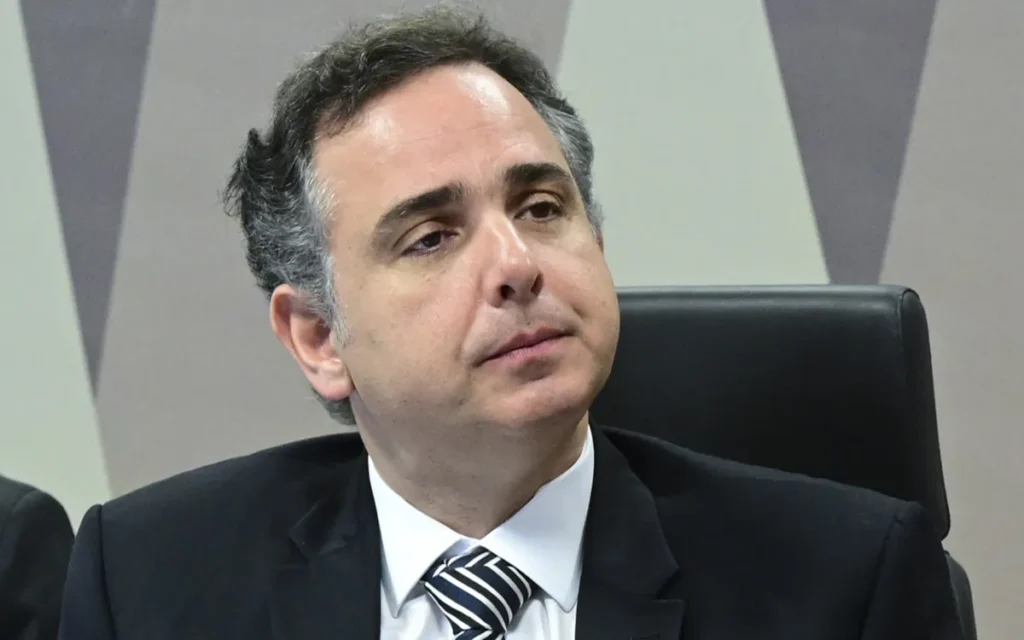 Pacheco se Filia ao PSB e Cria Expectativa sobre Disputa pelo Governo de Minas