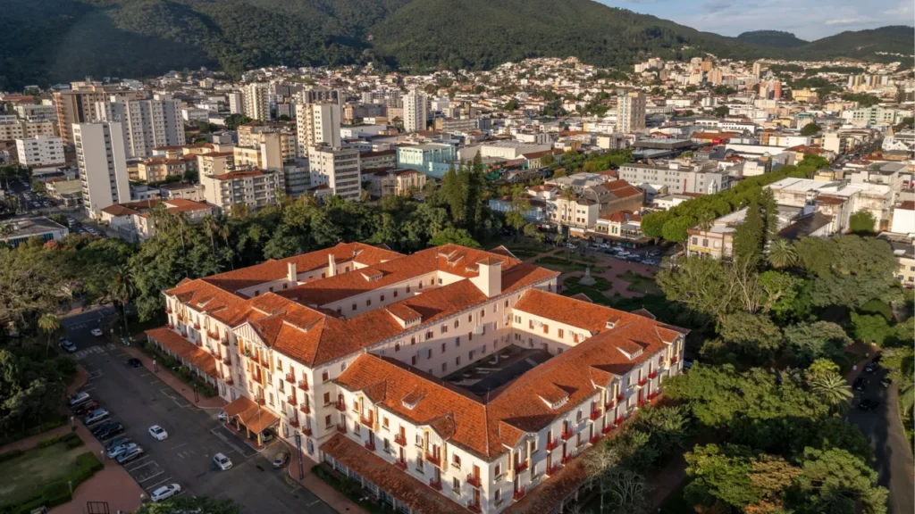 Poços de Caldas assume o posto de capital de MG temporariamente; entenda a mudança Poços de Caldas assume o posto de capital de MG temporariamente; entenda a mudança