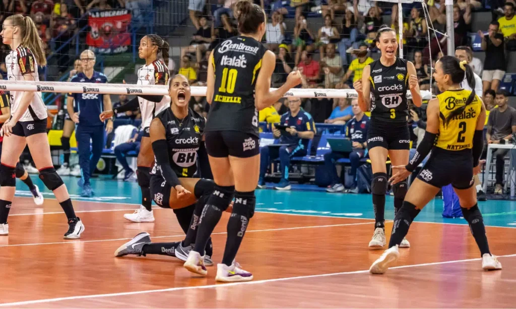Praia Clube Dominante: Vitória Convincente sobre o Sesc Flamengo na Semifinal da Superliga Praia Clube Dominante: Vitória Convincente sobre o Sesc Flamengo na Semifinal da Superliga