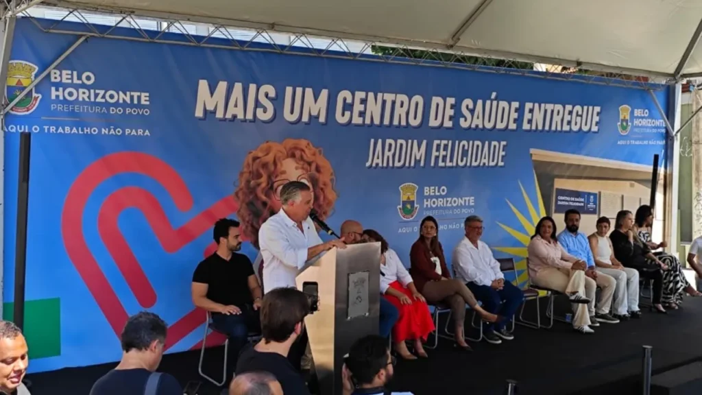 Prefeito de BH Mantém Demissões no SAMU e Justifica Medida