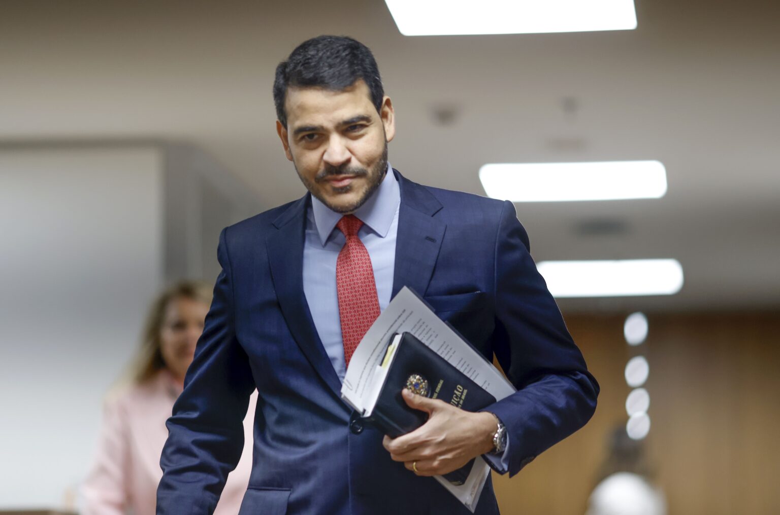 Sabatina de Jorge Messias para o STF: Entenda o Processo e Próximos Passos