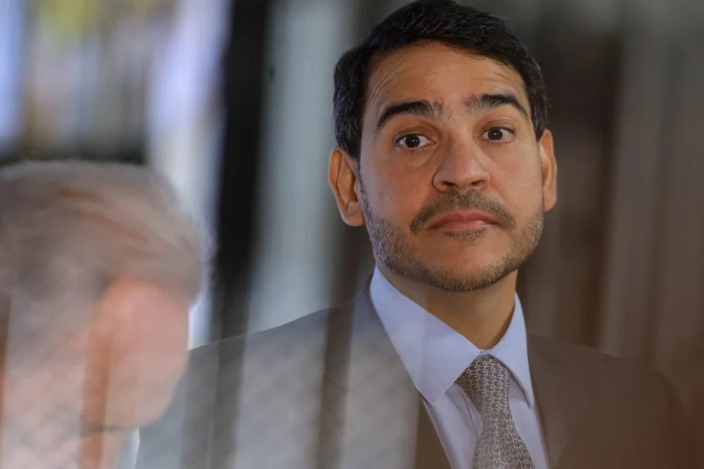 Senadores de Minas Gerais Rejeitam Indicação de Jorge Messias ao STF