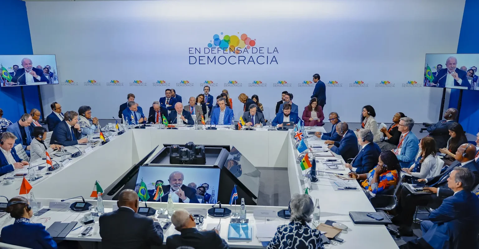 Solidariedade Internacional: Brasil, Espanha e México Unem Forças Contra Bloqueio dos EUA a Cuba