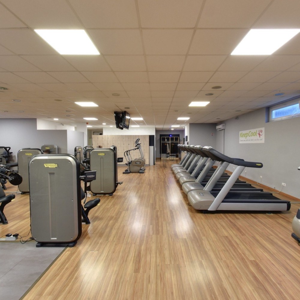 Tragédia em Belo Horizonte: Homem de 56 Anos Morre Durante Treino em Academia Tragédia em Belo Horizonte: Homem de 56 Anos Morre Durante Treino em Academia