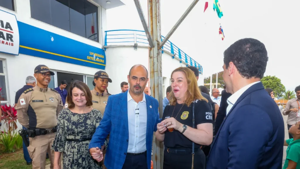 Governo de Minas anuncia 8 novos Colégios Tiradentes na Região Metropolitana de BH e transfere capit