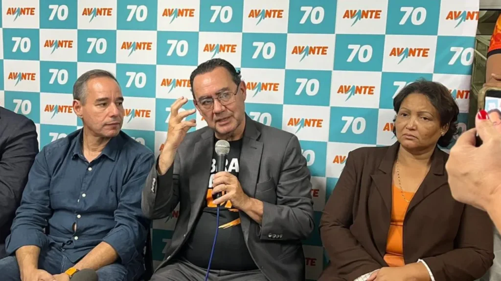 Augusto Cury Lança Pré-Candidatura à Presidência em BH com Inovação e Propostas para o STF