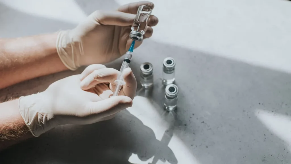 Belo Horizonte Recebe 20 Mil Doses da Vacina Contra Covid-19: Público-Alvo Definido