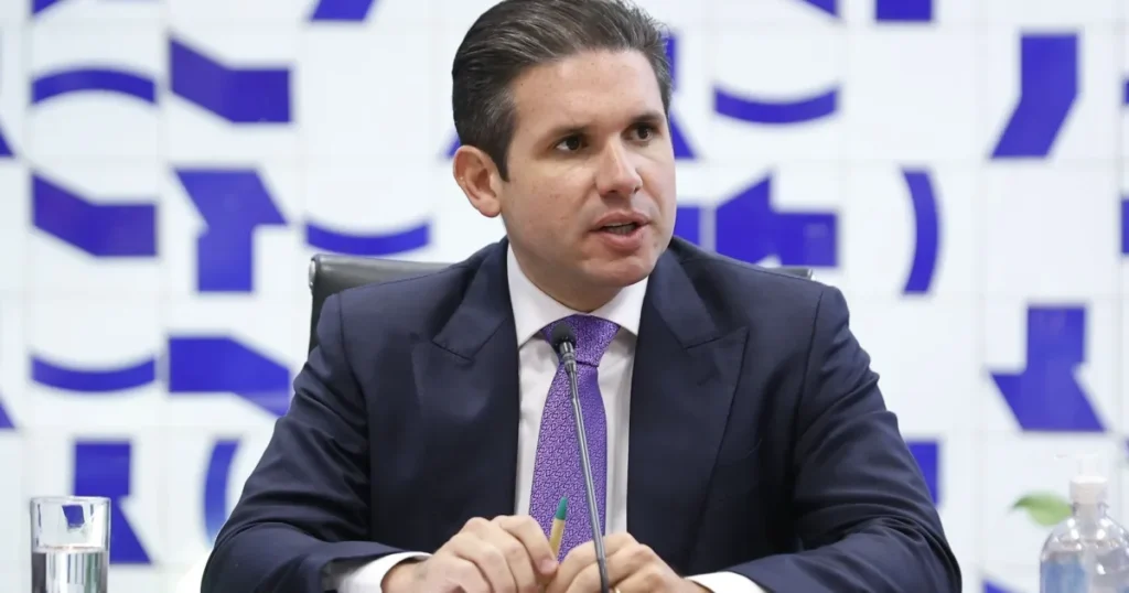 Hugo Motta Inicia Debates sobre Redução da Jornada de Trabalho na Paraíba