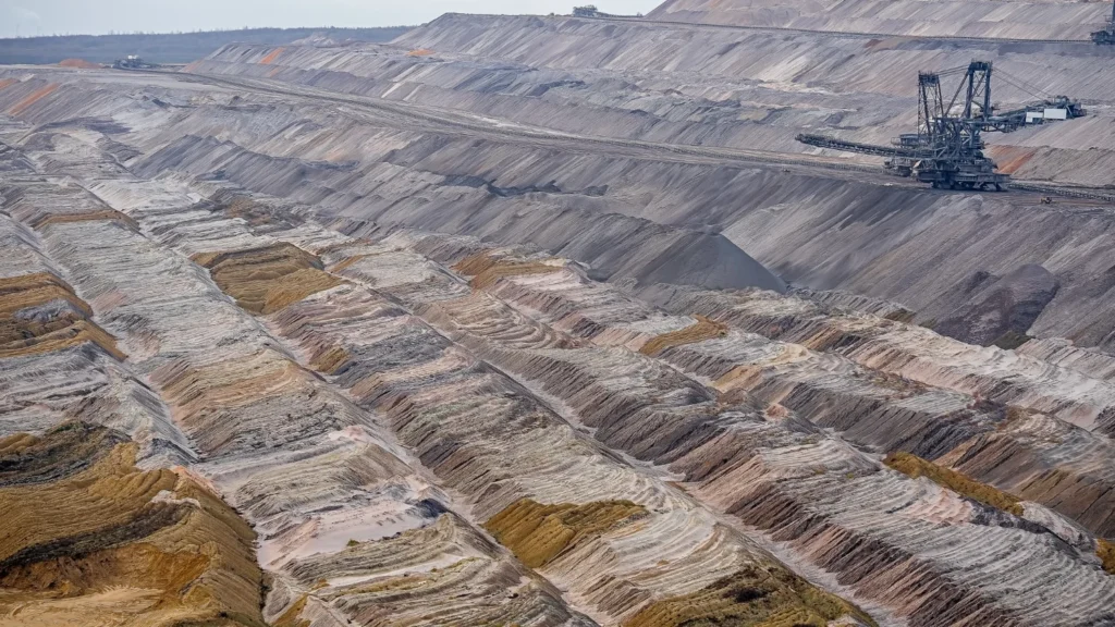 Viridis Mining inaugura centro de pesquisa de terras raras em MG com investimento de R$ 25 milhões