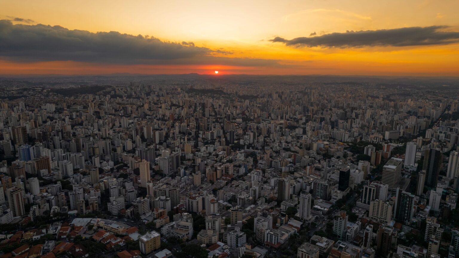 Previsão do Tempo em Belo Horizonte para Esta Segunda-Feira: O Que Esperar?