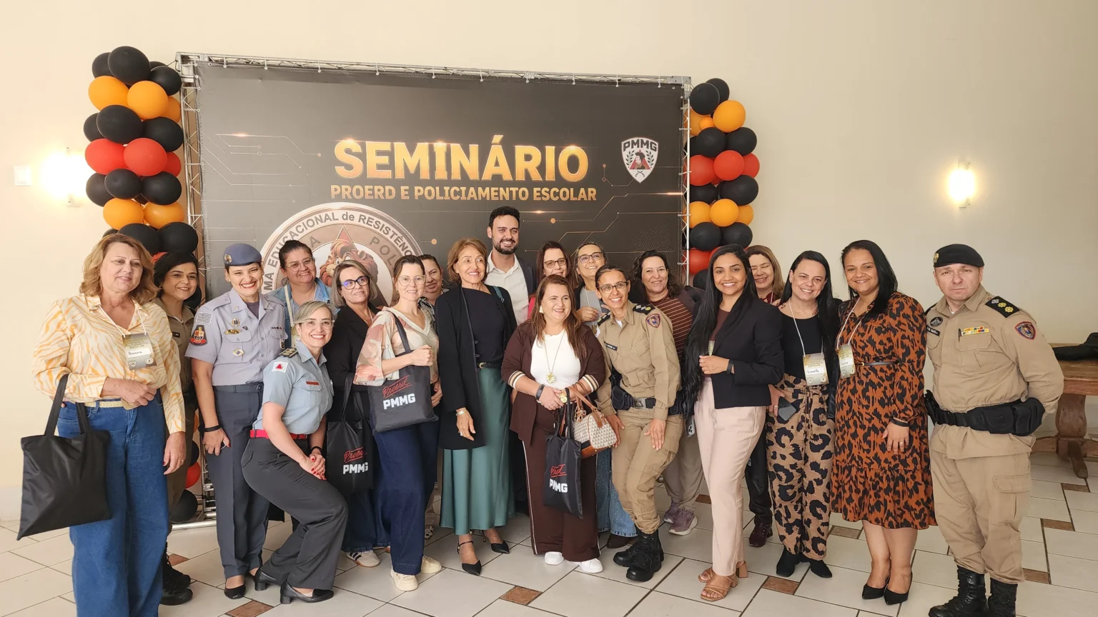 Educação em Minas reforça parceria com PM para expandir Proerd nas escolas