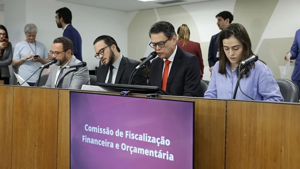 Política Estadual de Saúde Funcional Avança na ALMG e Ganha Apoio Fundamental Política Estadual de Saúde Funcional Avança na ALMG e Ganha Apoio Fundamental