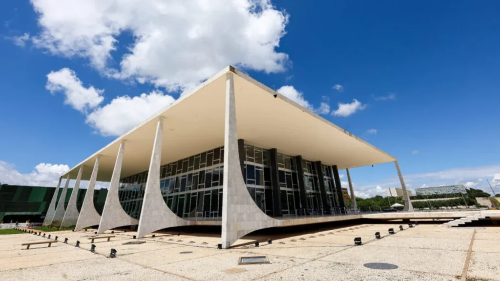 STF Mantém Atendimento em Unidades Psiquiátricas Penais de Minas Gerais Até Ajustes STF Mantém Atendimento em Unidades Psiquiátricas Penais de Minas Gerais Até Ajustes