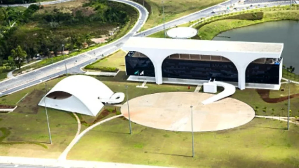 Eleições para o Governo de Minas Gerais 2024: Cenários e Disputas que Definem o Futuro Político do Estado Eleições para o Governo de Minas Gerais 2024: Cenários e Disputas que Definem o Futuro Político do E