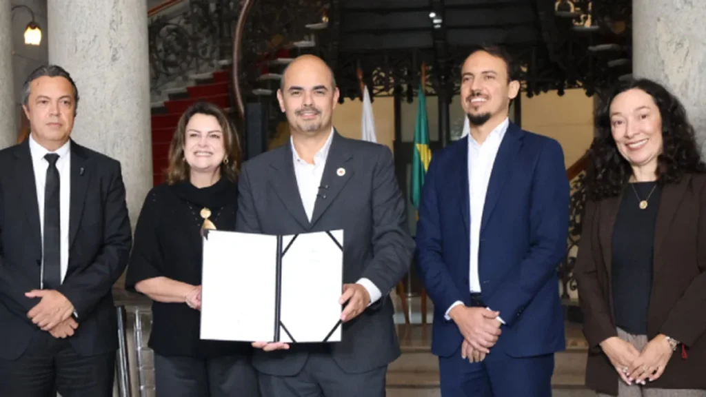 Governo de Minas lança campanha Conta + Justa para ampliar tarifas sociais de água e energia Governo de Minas lança campanha Conta + Justa para ampliar tarifas sociais de água e energia