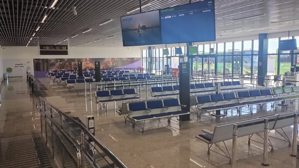 Novo terminal no aeroporto de Montes Claros amplia atendimento no norte de Minas Gerais