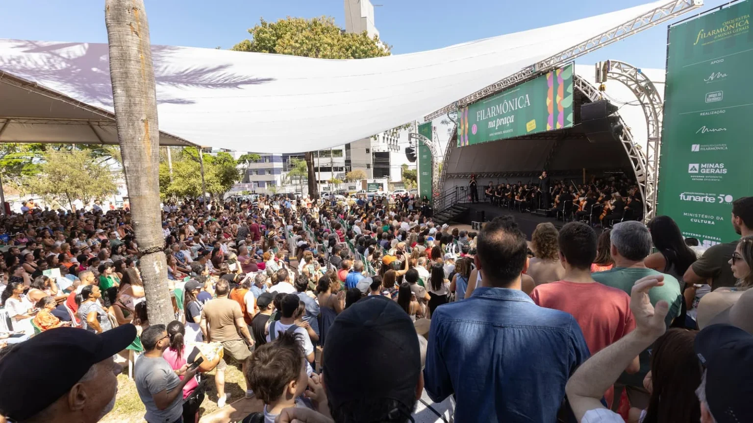 Filarmônica de Minas Gerais oferece concerto gratuito ao ar livre em Contagem Filarmônica de Minas Gerais oferece concerto gratuito ao ar livre em Contagem