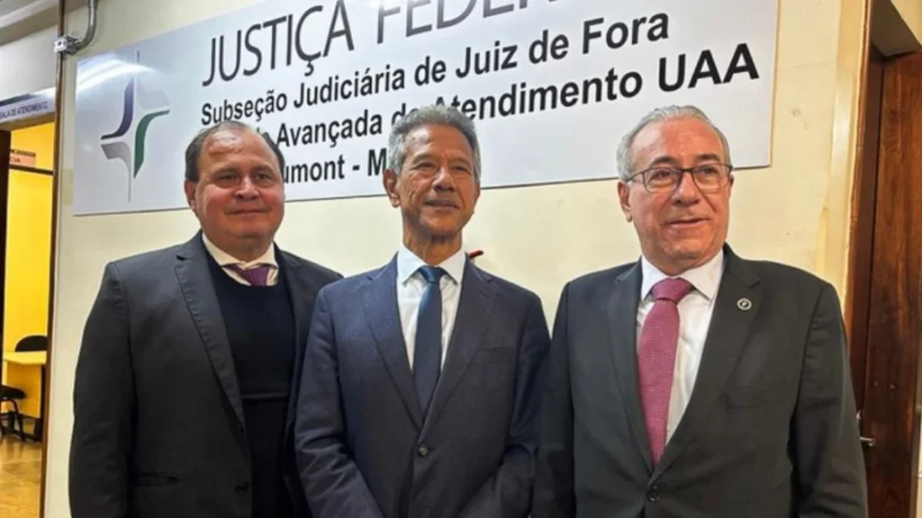Justiça do Trabalho inaugura Ponto de Inclusão Digital em Santos Dumont para ampliar acesso Justiça do Trabalho inaugura Ponto de Inclusão Digital em Santos Dumont para ampliar acesso