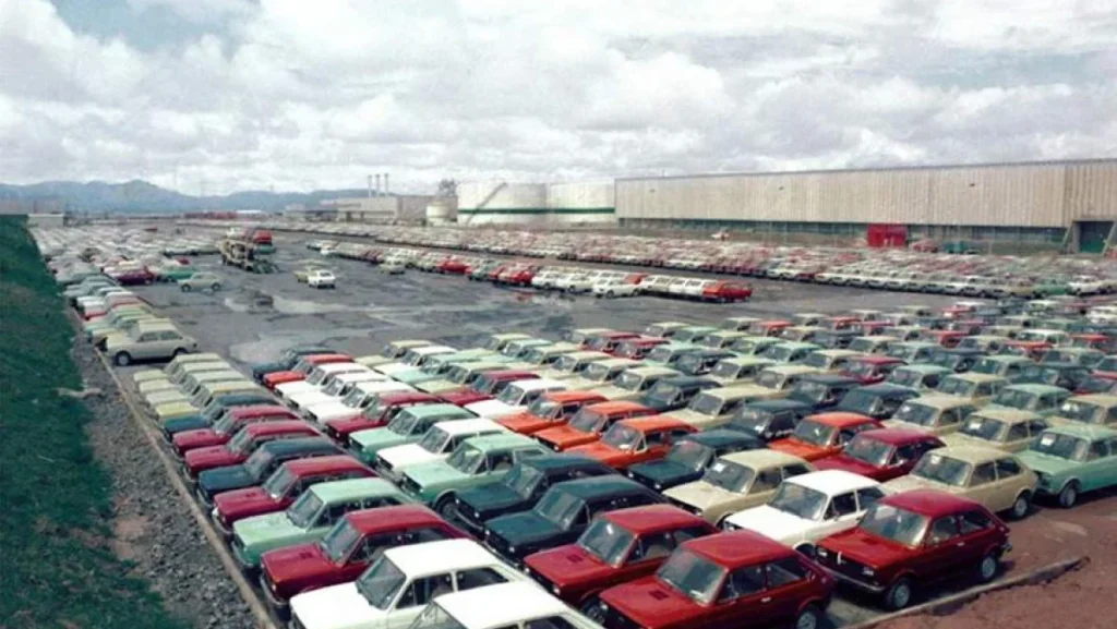 Fiat e o Polo Automotivo de Betim: 50 Anos de Inovação e Desenvolvimento na Indústria Brasileira Fiat e o Polo Automotivo de Betim: 50 Anos de Inovação e Desenvolvimento na Indústria Brasileira